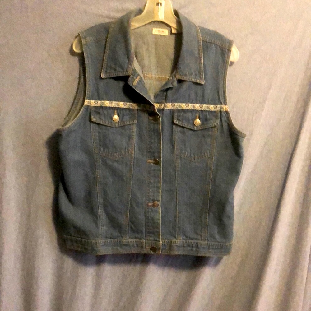 Cherokee Denim jeans vest size large